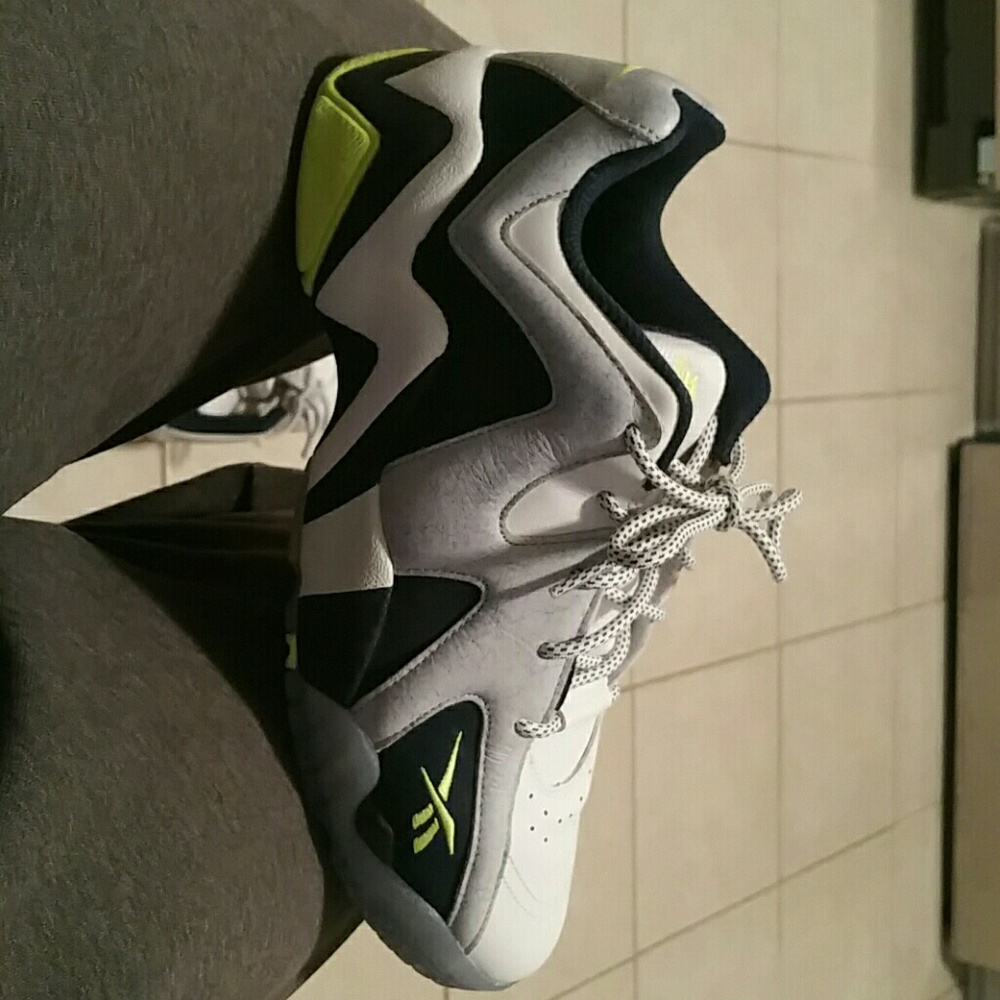 Retro Reebok Kamikazie Low Shoes